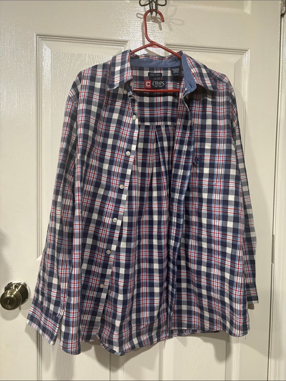 Chaps Men's Navy White Red Plaid Button-Down Shirt